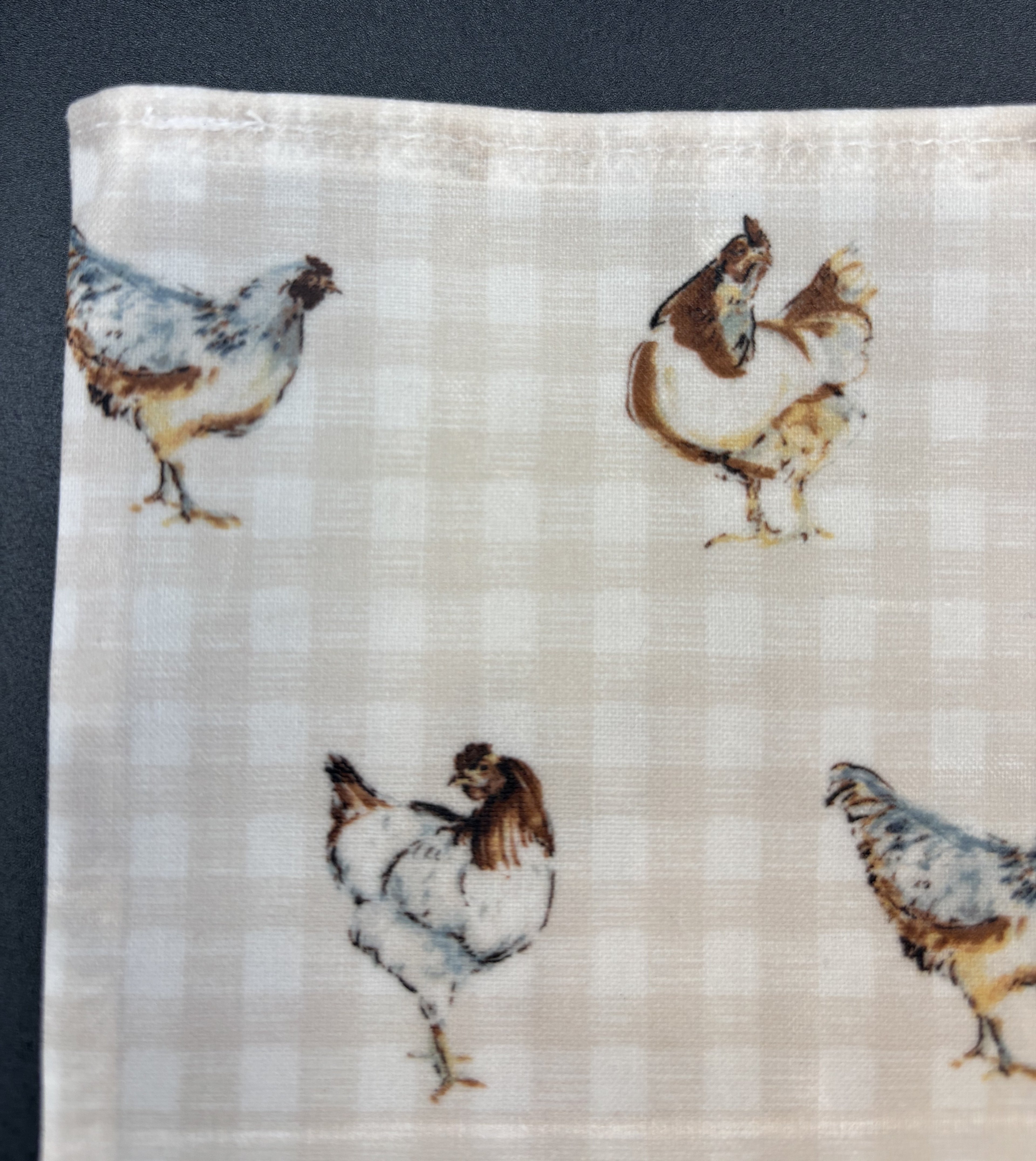 Chicken On Gingham Bees Waxed Snack Bag