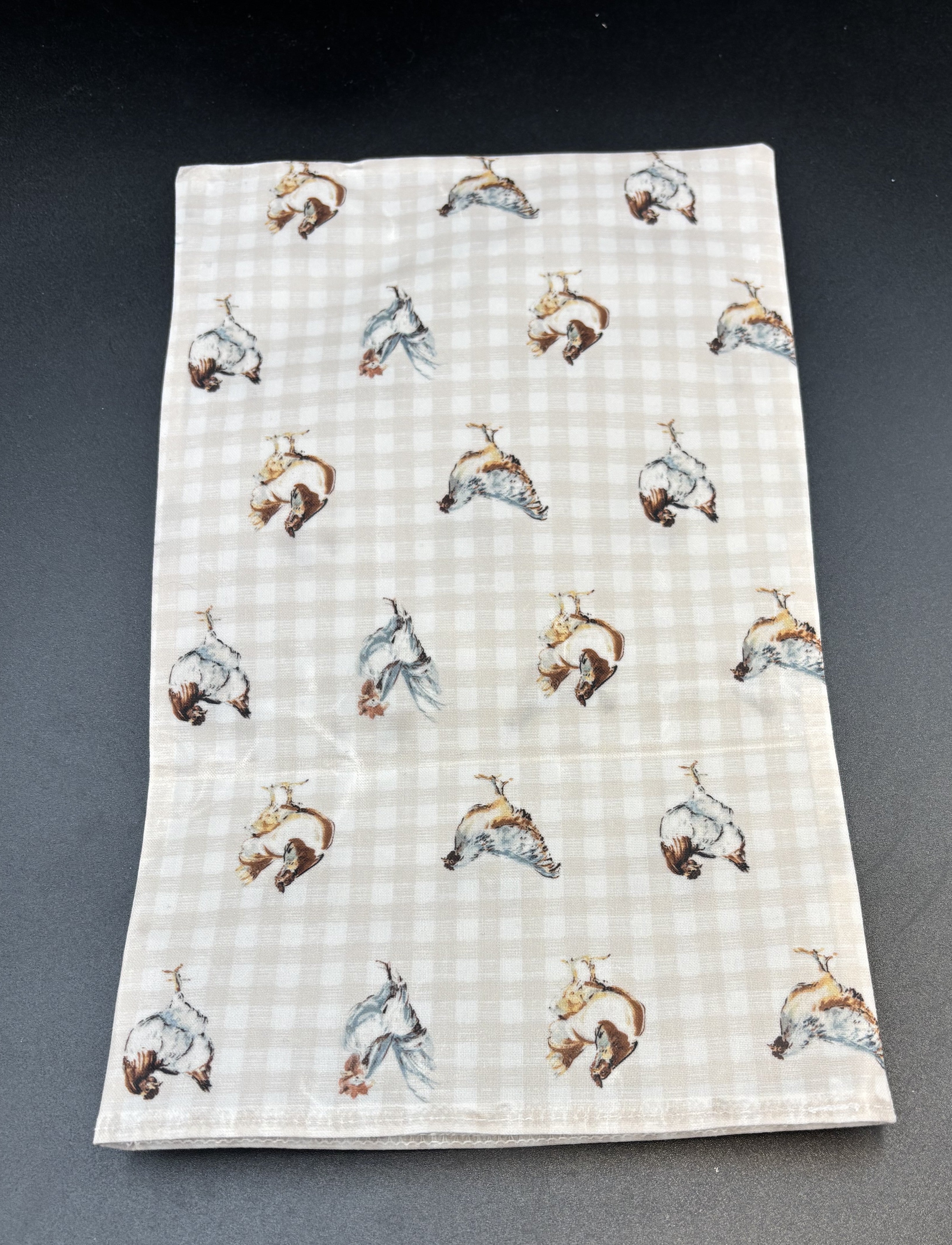 Chicken On Gingham Bees Waxed Snack Bag