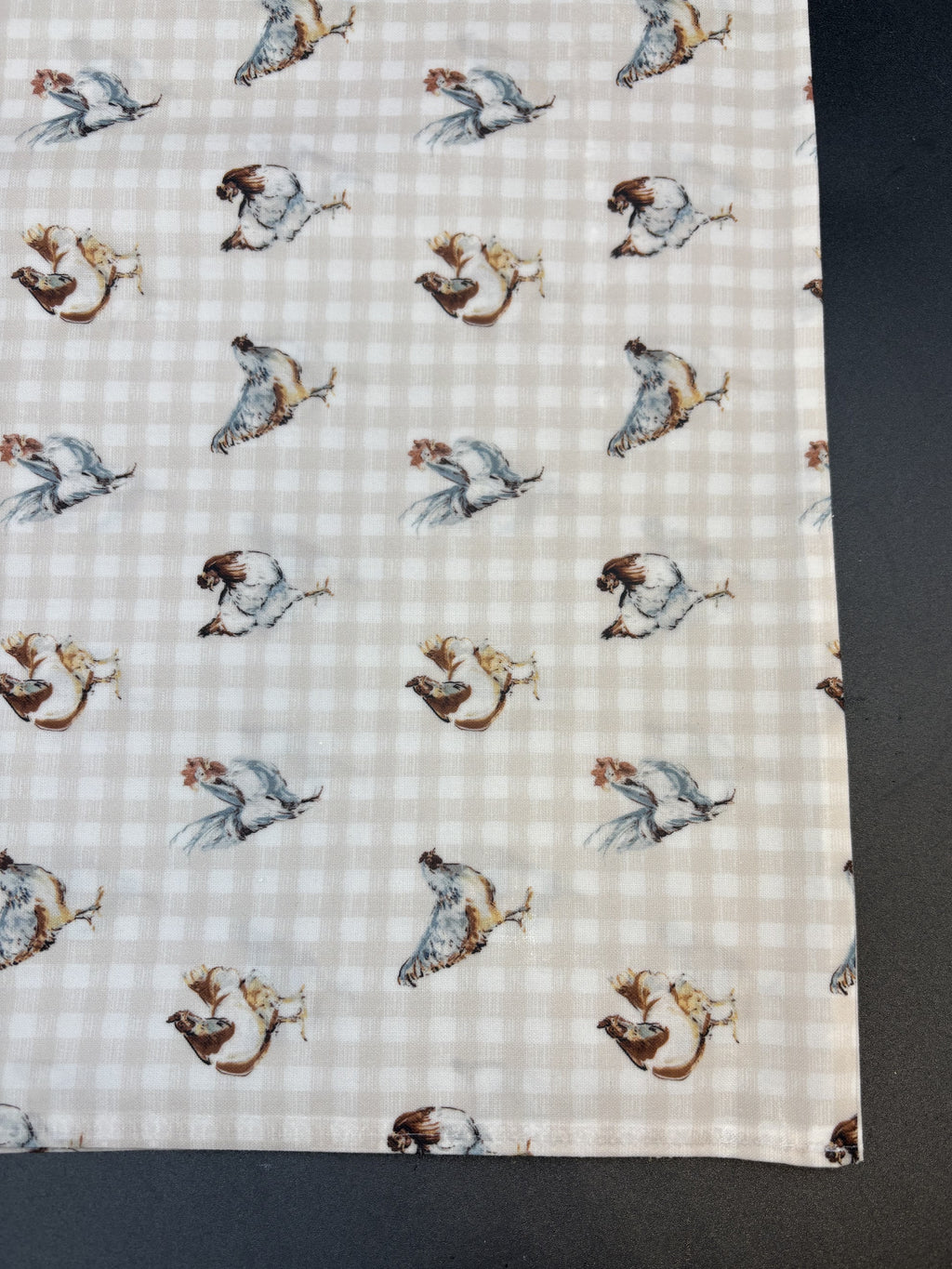 Chicken On Gingham Bees Waxed Bread Bag