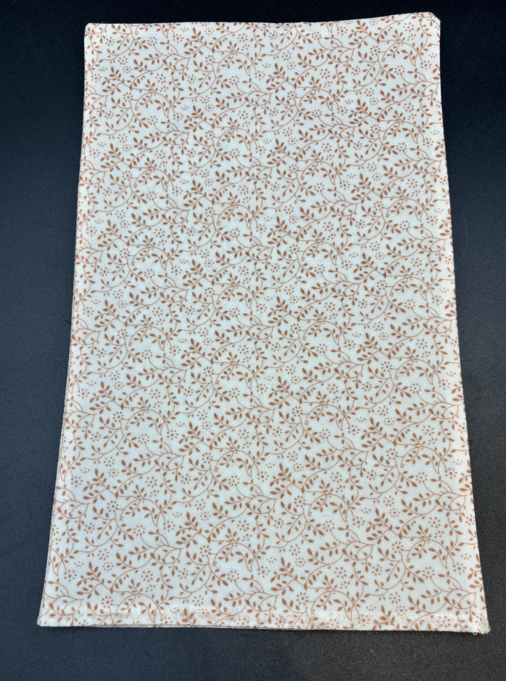 Tan Vine Bees Waxed Snack Bag